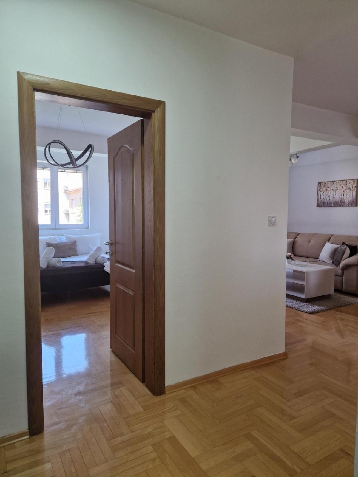 Kamche Lux Apartment Skopje Buitenkant foto