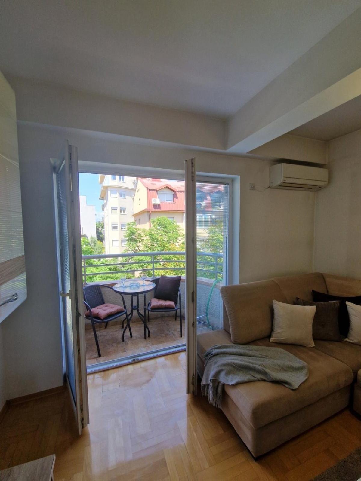 Kamche Lux Apartment Skopje Buitenkant foto