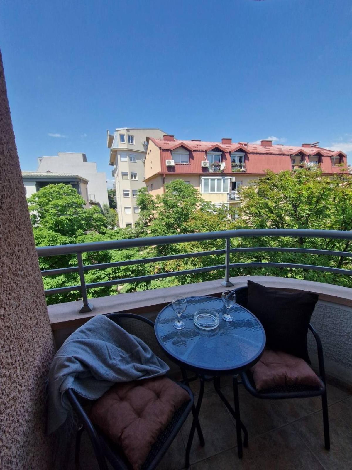 Kamche Lux Apartment Skopje Buitenkant foto